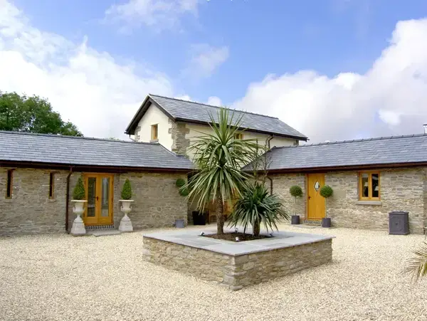 Valley View Cottage, from the outside