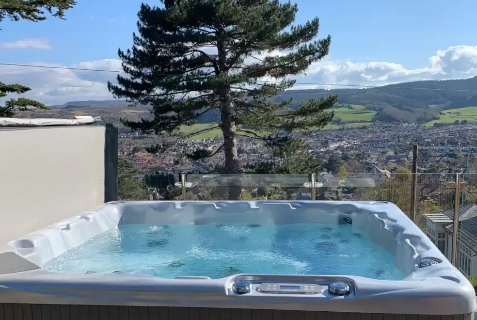 Private Hot Tub at Views Galore