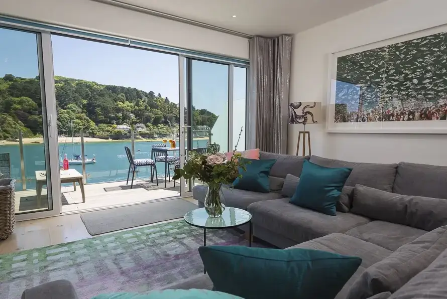 Open plan living area at Villa 8, Estura