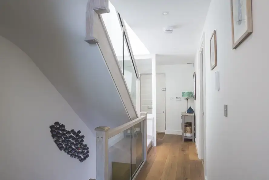 Villa 8, Estura, from the outside