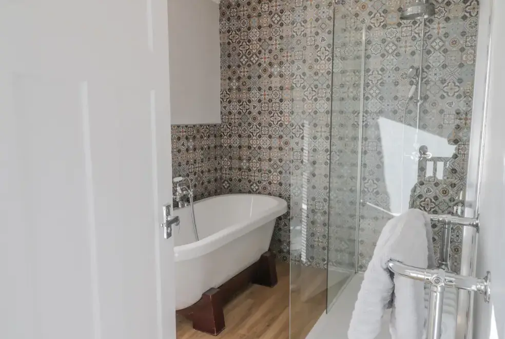 Ensuite bathroom at Voebroch