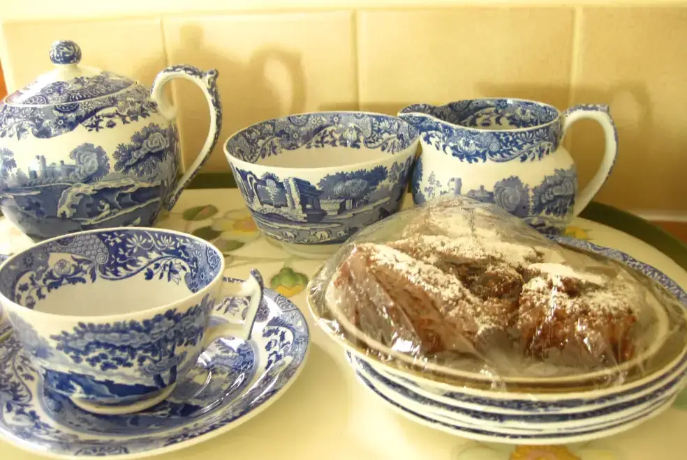 Well equipped kitchen at Waterlake Cottage, Orcheston, nr Stonehenge