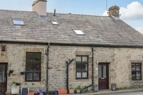 Watershed Pet-Friendly Cottage, Yorkshire Dales National Park, 