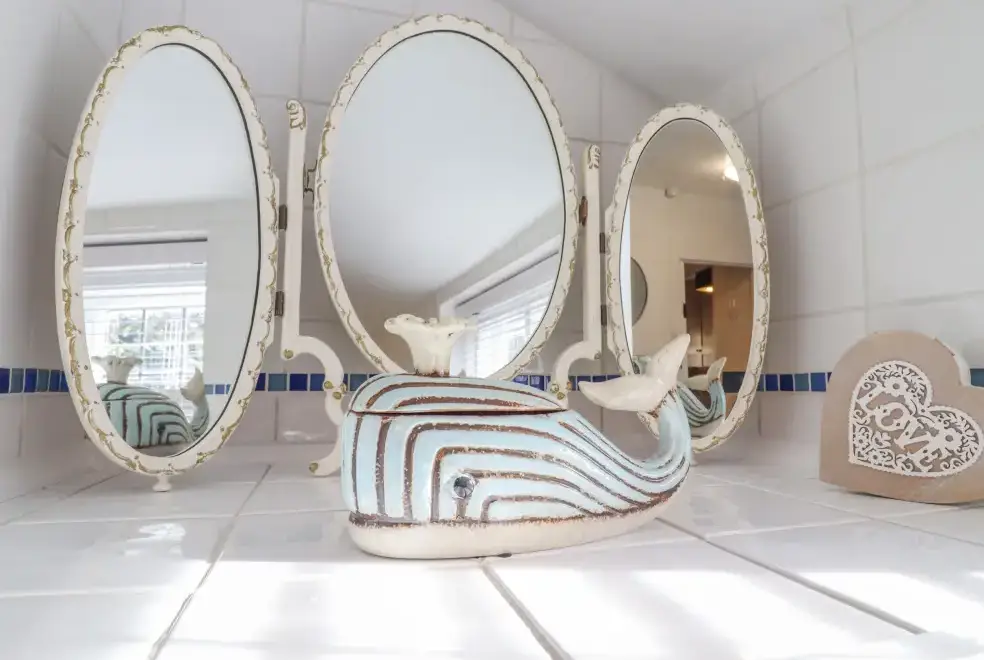 Ensuite bathroom at Wayside Cottage