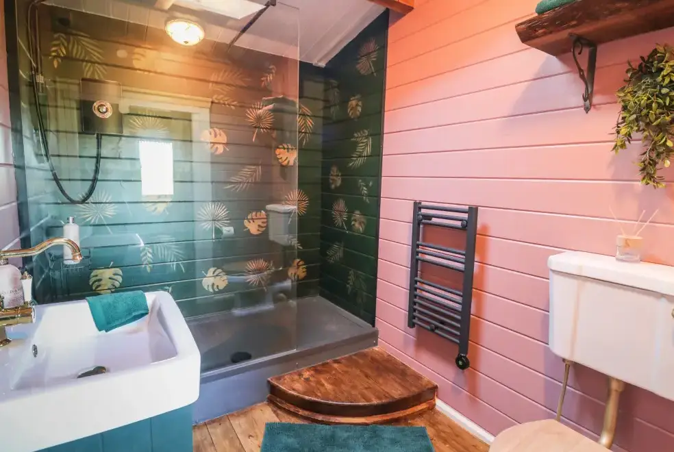 Shower room at Westfield Lodge