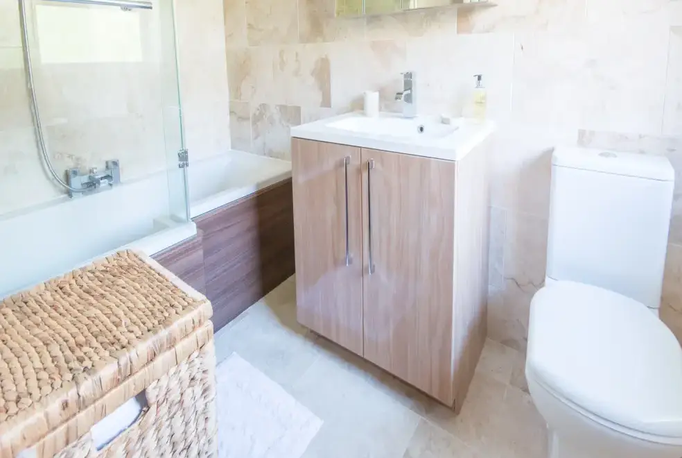 Family bathroom at White Sands
