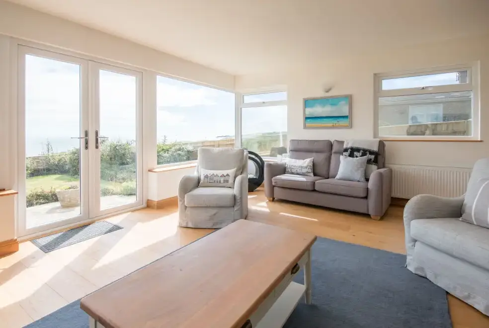 Lounge at White Sands