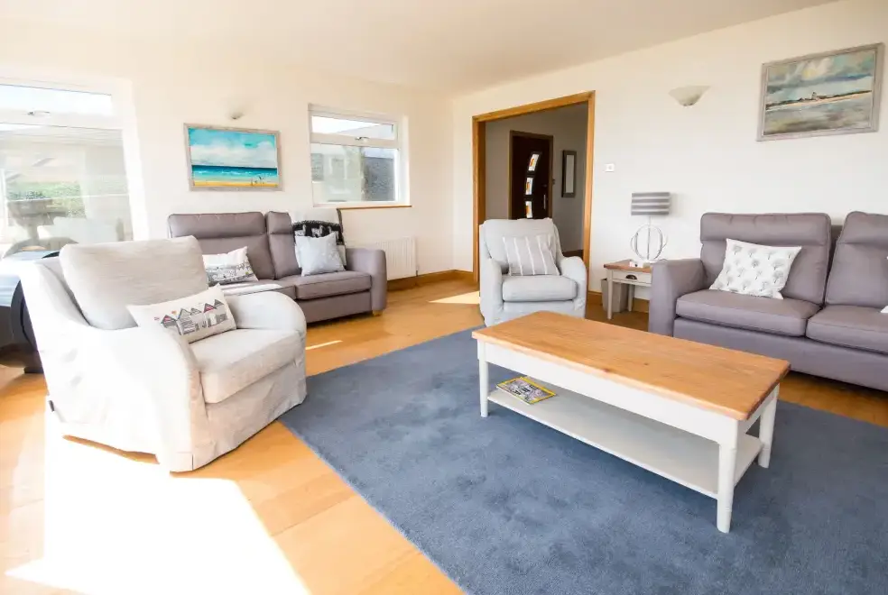 Lounge at White Sands
