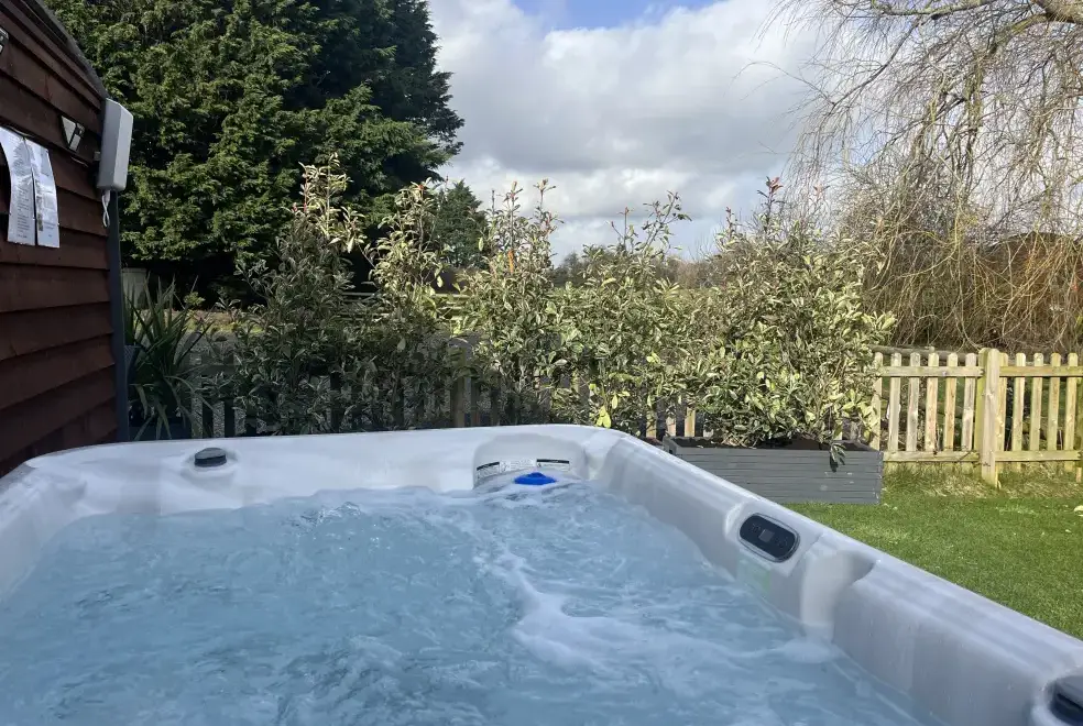 Private Hot Tub at Willow Pod