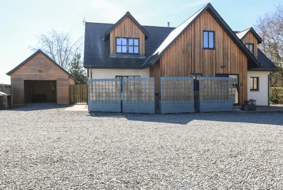 Woodend Croft, from the outside