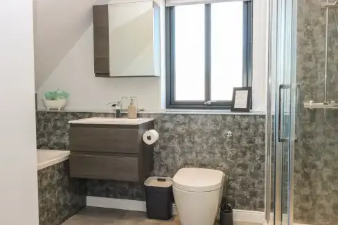Family bathroom at Woodend Croft, Aberdeenshire