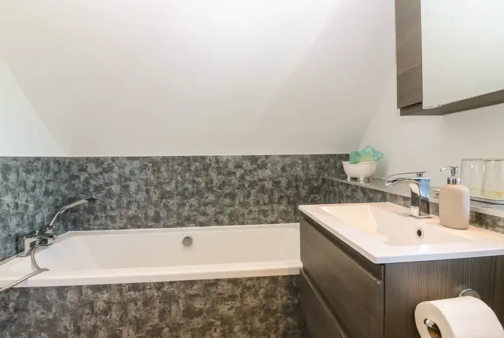 Ensuite bathroom at Woodend Croft