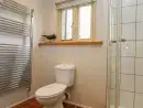 Loo at Woodfield Coach House - thumbnail photo