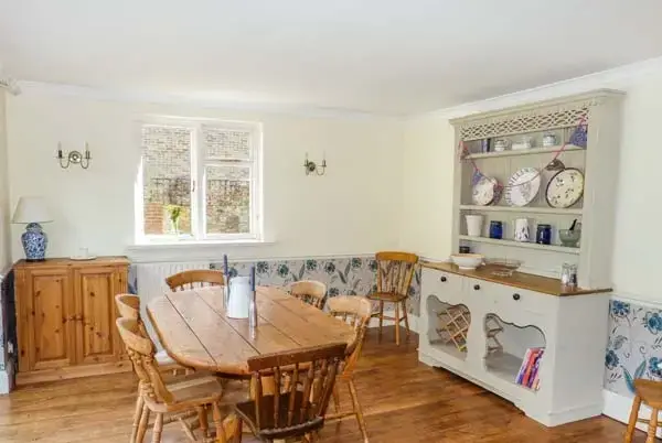 Dining room at Woodhill Cottage