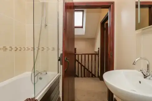 Family bathroom at Woodside Barn Family Cottage, Near the Lake District National Park, Cumbria