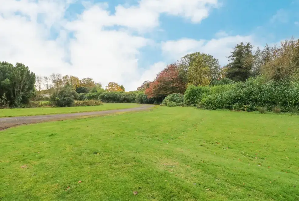 Countryside near Woodside House