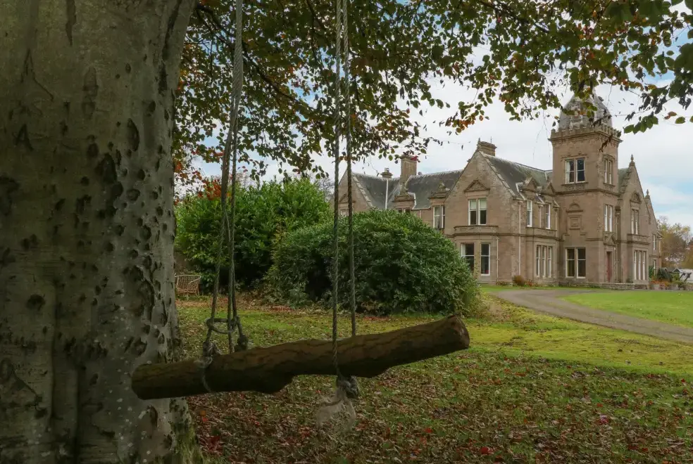 Countryside near Woodside House
