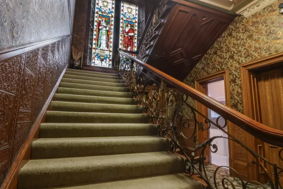 Luxurious interior at Woodside House