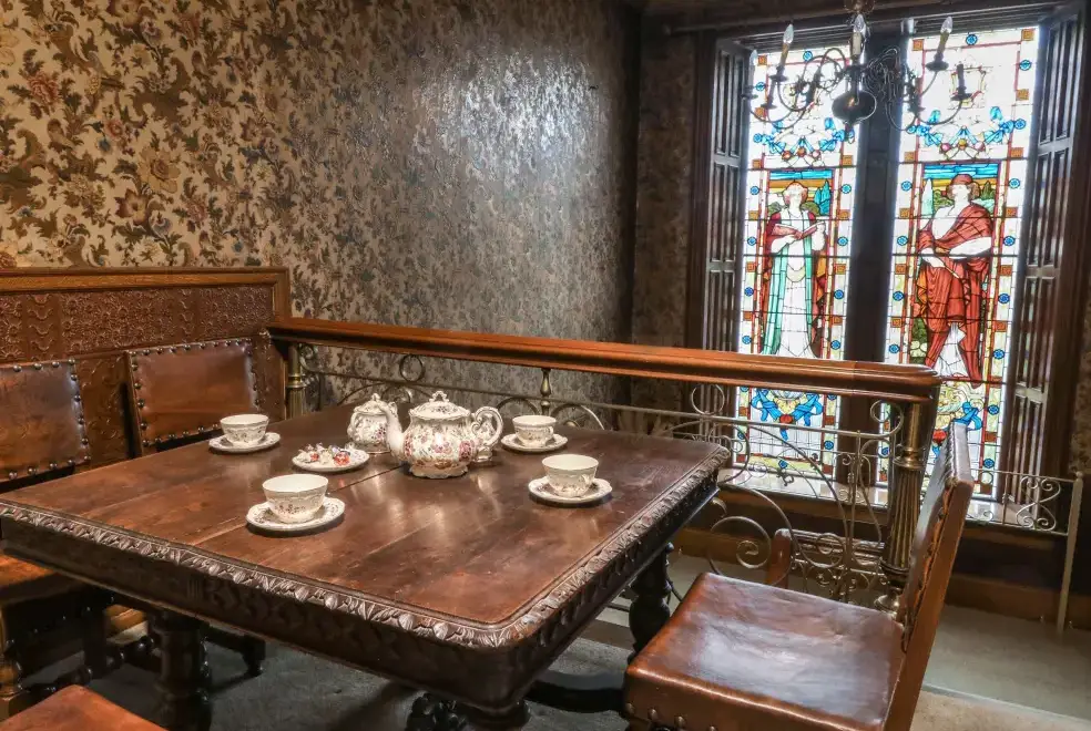 Dining room at Woodside House