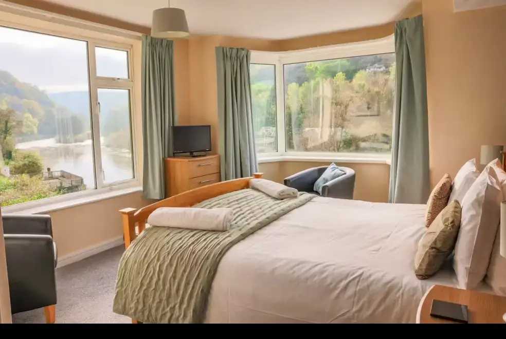 Bedroom at Wye Rapids House