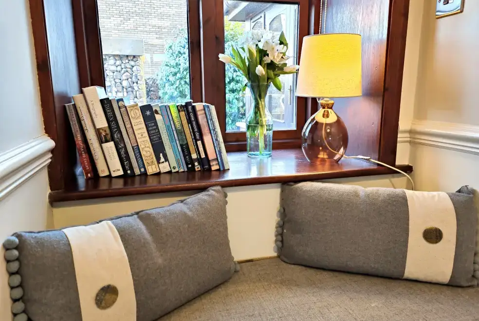 Library at Yewtree House