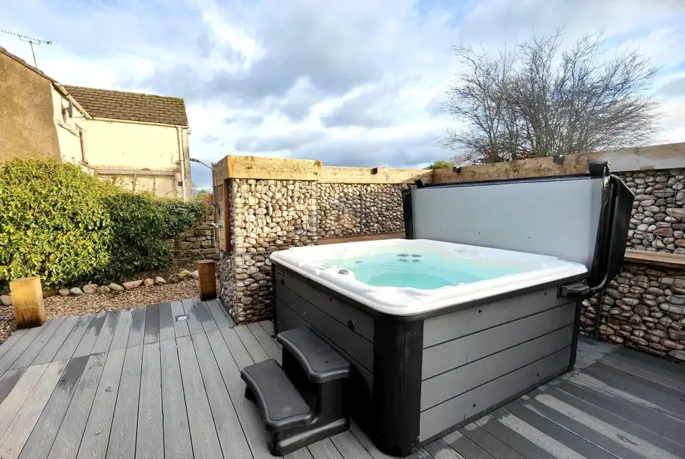 Private Hot Tub at Yewtree House