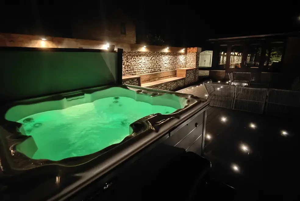 Private Hot Tub at Yewtree House