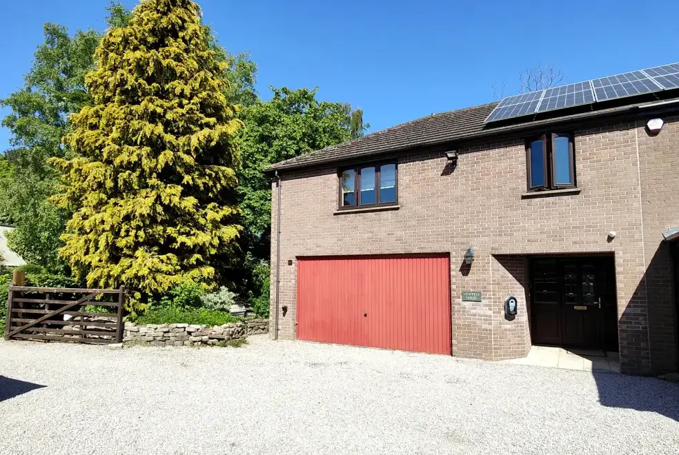 Yewtree House, from the outside