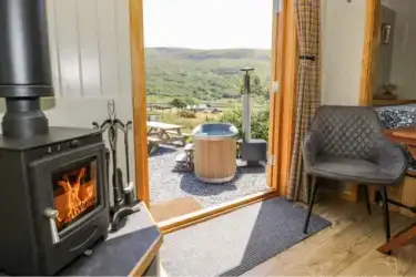Log cabin holidays in Powys