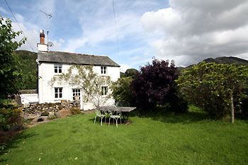 Attractive and comfortable cottage for people who enjoy a spot of walking or rambling combined with quality self-catering accommodation