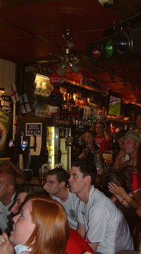 cottages near a pub for selfcatering holidays with evening entertainment