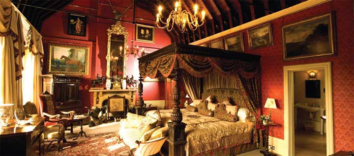 houses and mansions available for photoshoots