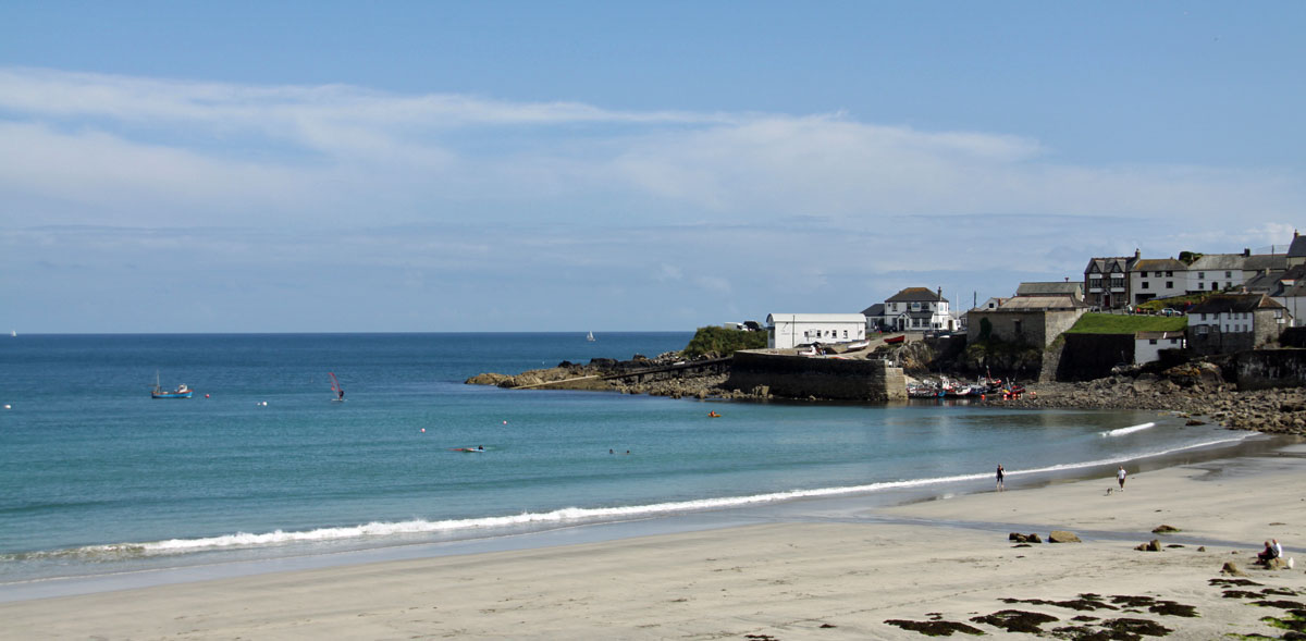 seaside cottages in Cornwall