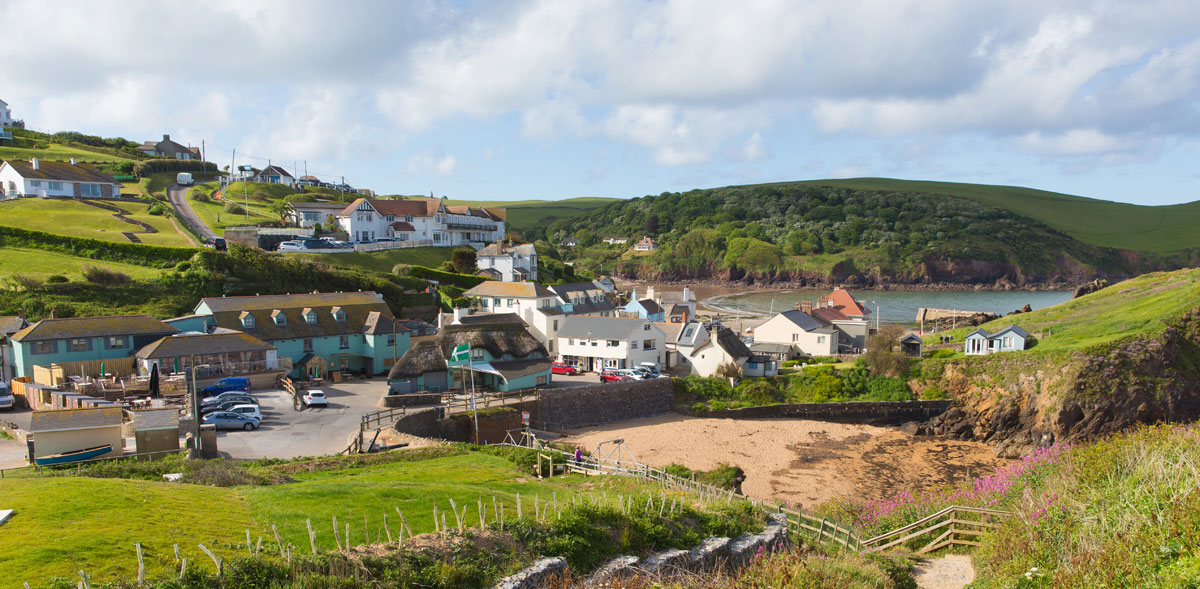 seaside cottages in Devon