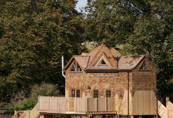Self-catering treehouse near Exmoor National Park