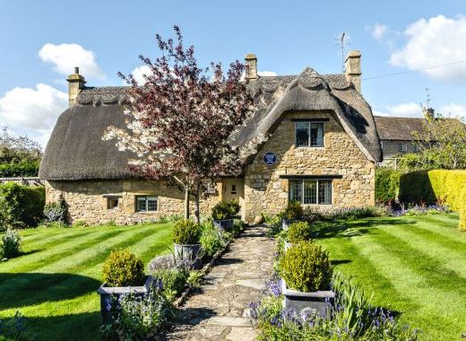 thatched Cotswold country cottage