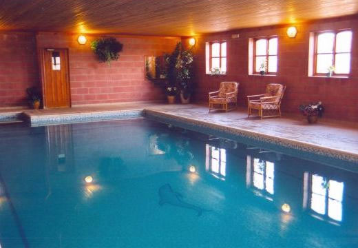 Scarborough holiday cottages with a swimming pool