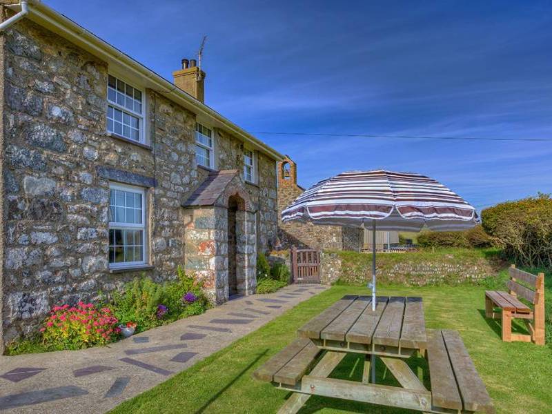Llawrdref Farm Cottage, Abersoch, Gwynedd, Llyn Peninsula in North