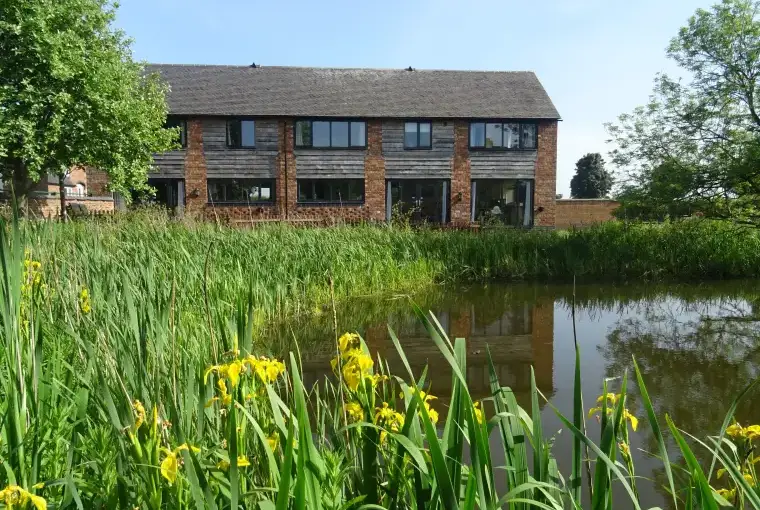 Buttercups Haybarn 5 Star Cottage with Indoor Pool & Toddler Play Area - Shropshire