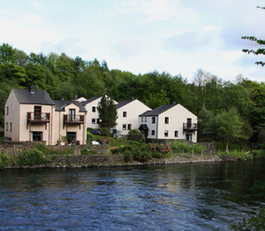 self catering cottages by a river and other settings