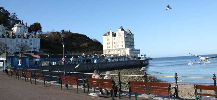 coastal holidays wales