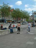 Central square in Nottingham, Beeston is a suburb. Self-catering holidays.