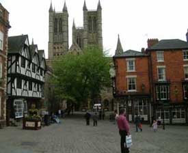 Self-catering holidays in Lincoln and Lincolnshire - find holiday cottages, apartments and houses