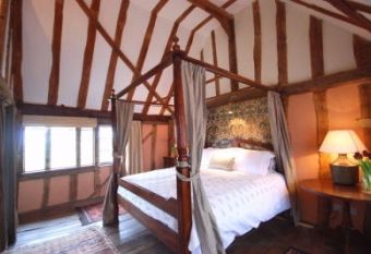 Fabulous four poster cottage bedroom